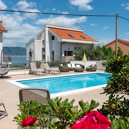 Brico * Trogir