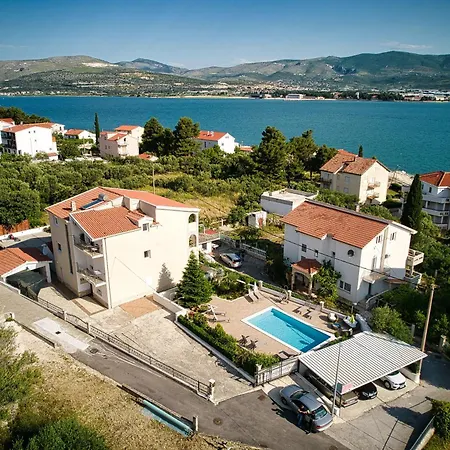 Brico * Trogir