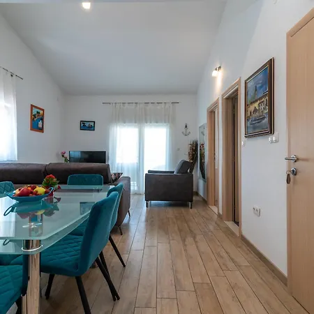 Brico Apartment