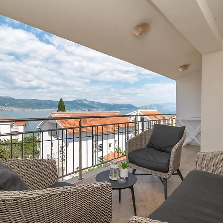 Apartment Brico *