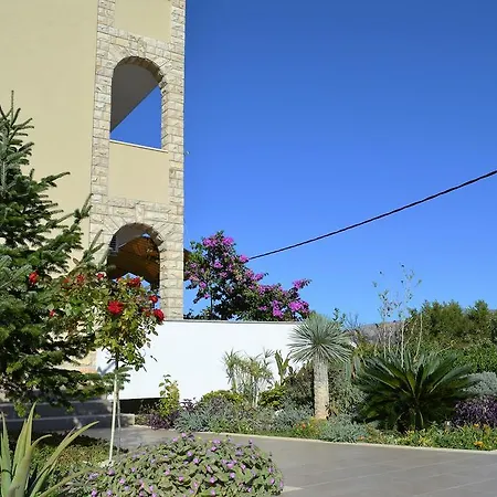 Brico Apartment *