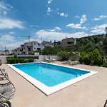 Brico - Heated Pool Lägenhet Trogir